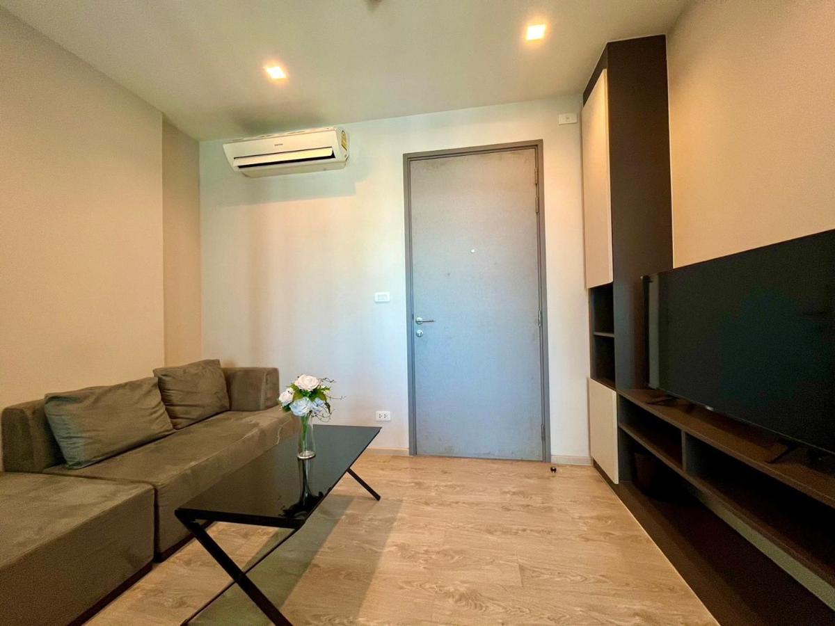 The Base By Fantasea Beach Apartment Патая Екстериор снимка
