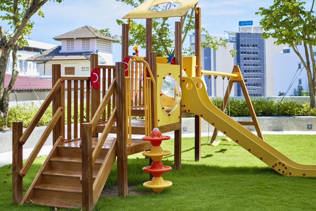 The Base By Fantasea Beach Apartment Патая Екстериор снимка